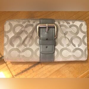 Coach OP ART Grey Accordion Wallet